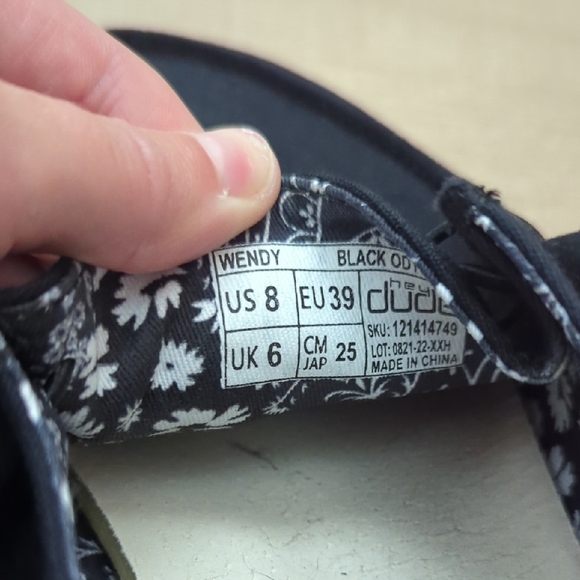 Hey Dude - Picture 6 of 6